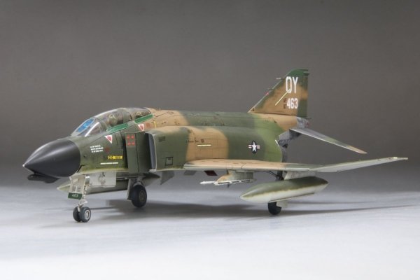 Fine Molds FP47S U.S. AIR FORCE F-4D Jet Fighter The First MiG Ace 1/72