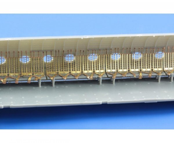 Eduard 73530 C-54 cargo interior 1/72 REVELL
