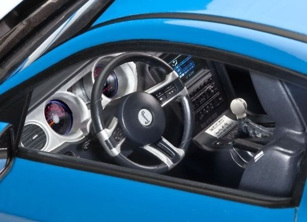 Revell 07089 2010 Ford Shelby GT500 (1:12)
