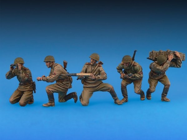 MiniArt 35231 SOVIET ARTILLERY CREW. SPECIAL EDITION 1/35