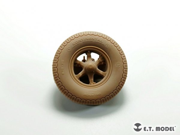 E.T. Model P35-133 WWII German Sd.Kfz.7(8t) Sagged Front Wheels &amp; Spare Wheel Type.2 for Dragon / Trumpeter kit 1/35