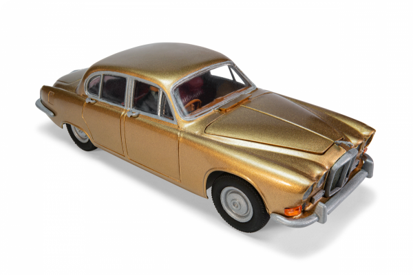Airfix 03401V Jaguar 420 1/32