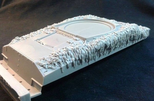 Panzer Art RE35-400 British Sherman III hull with hessian net 1/35