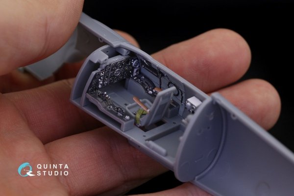 Quinta Studio QD48184 La-11 3D-Printed &amp; coloured Interior on decal paper (HobbyBoss) 1/48