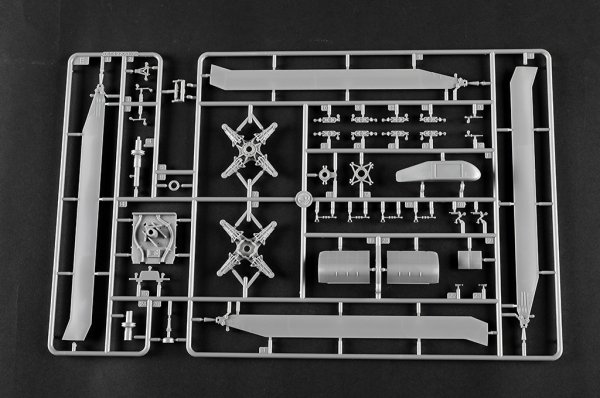 Trumpeter 05114 AH-64A Apache Early 1/35