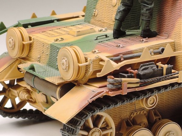 Tamiya 35353 Sd.Kfz.166 Sturmpanzer IV Brummbar Late Production (1:35)