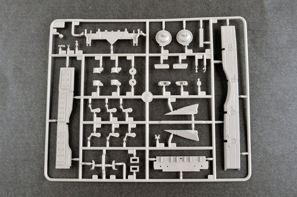 Trumpeter 09601 Soviet Obj.172 T-72 Ural 1/35