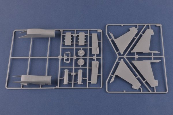 Hobby Boss 81748 PLA J-16 1:48