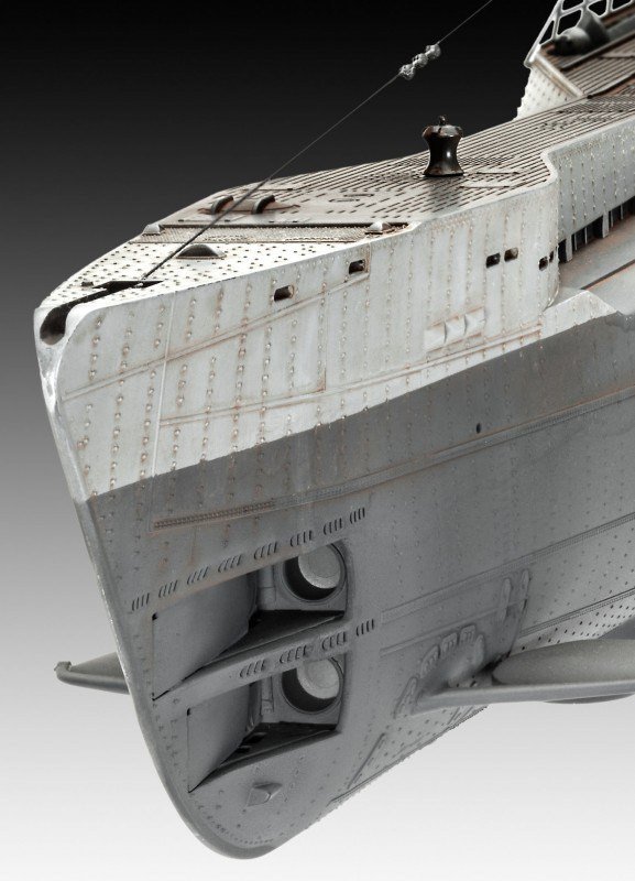 Revell 05133 German Submarine Type IX C/40