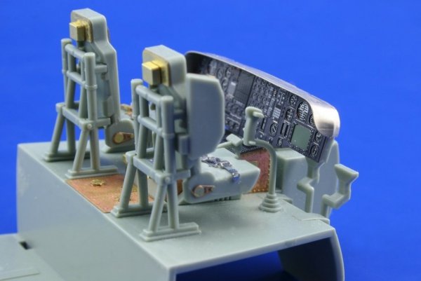 Eduard 49364 CH-53E interior 1/48 Academy