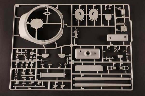 I Love Kit 61620 M4A3E8 Medium Tank - Late 1/16