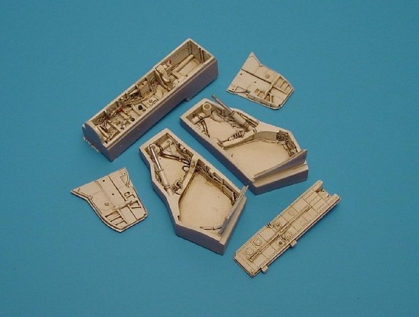 Aires 4123 F-4 PHANTOM II wheel bay 1/48 Hasegawa