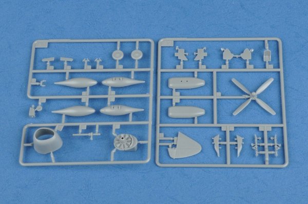 Hobby Boss 80283 P-47D Thunderbolt Razorback (1:72)
