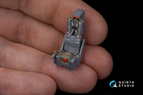Quinta Studio QD+48449 F-4G late 3D-Printed &amp; coloured Interior on decal paper (Zoukei Mura SWS) (with 3D-printed resin parts) 1/48