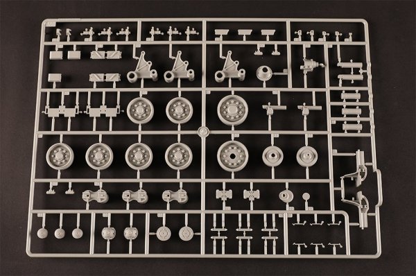 I Love Kit 61620 M4A3E8 Medium Tank - Late 1/16