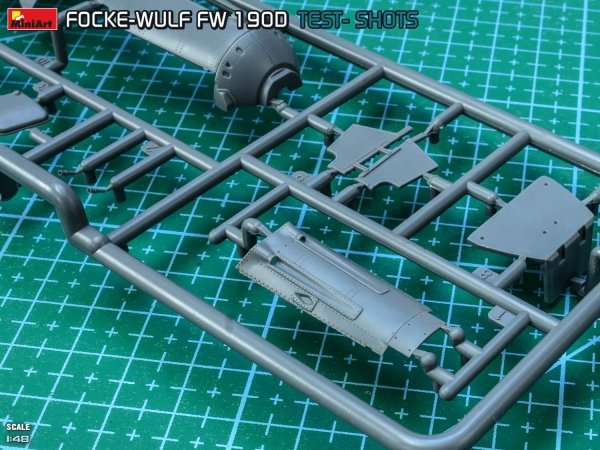 MiniArt 48040 FOCKE-WULF FW 190D-9. MIMETALL PROD. JAGDGESCHWADER 301. BASIC KIT 1/48