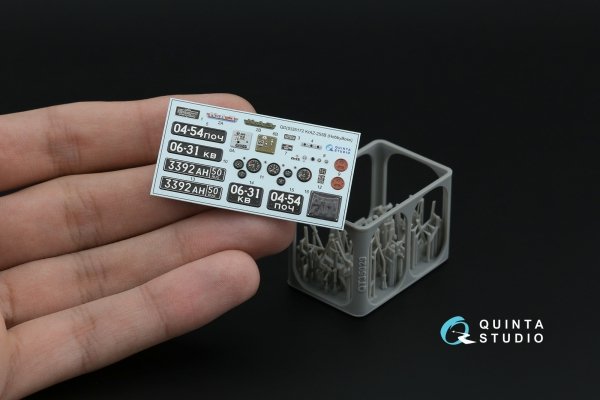 Quinta Studio QD+35172 KrAZ-255B 3D-Printed &amp; coloured Interior on decal paper (HobbyBoss) (with 3D-printed resin parts) 1/35