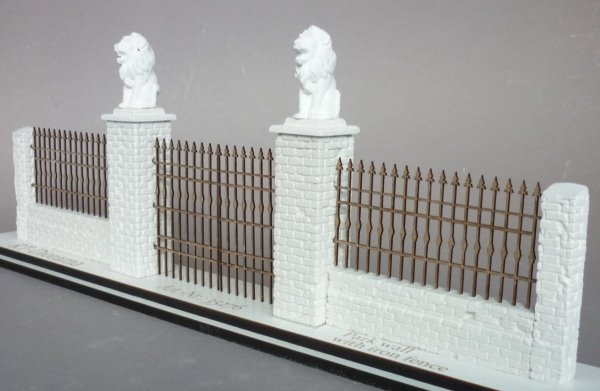 RT-Diorama 35276 Park wall with Fence 1/35