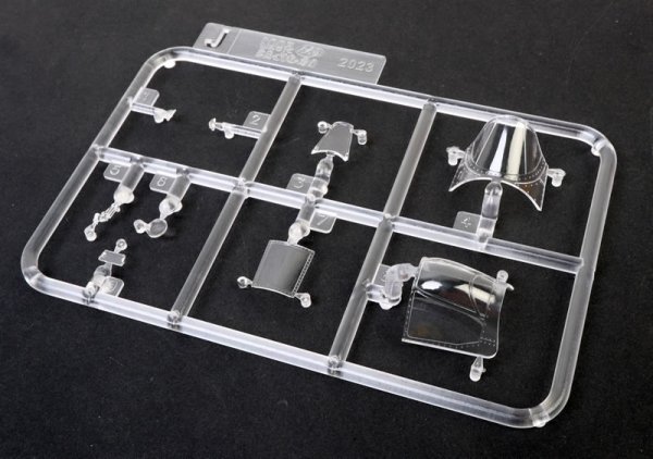 Magic Factory 5004 The British Royal Navy Fleet Air Arm Corsair Mk.II 1/48