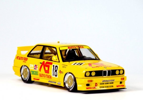 NuNu PN24014 BMW M3 E30 Group A 1991 Auto Tech 1/24