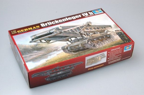 Trumpeter 00390 German Bruckenleger IV b (1:35)