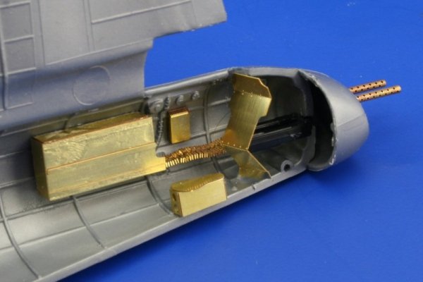Eduard 49362 B-17G rear interior 1/48 Revell