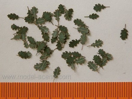 Model Scene L4-002 Oak - green 1/48