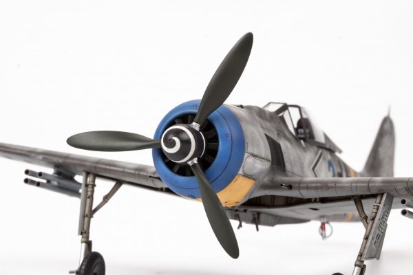 Eduard 82139 Fw 190F-8 Profipack edition 1/48