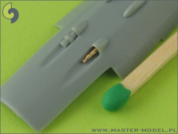  Master AM-72-012 Fw 190 A2 - A5 armament set (MG 17, MG FF, MG 151 barrel tips) &amp; Pitot Tube