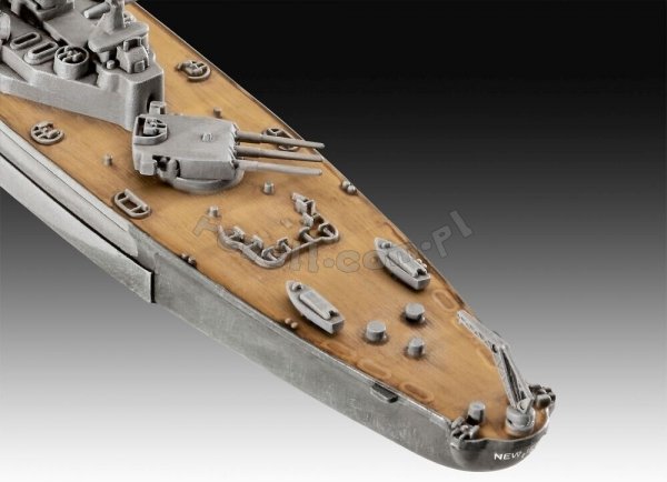 Revell 65183 USS New Jersey Model Set 1/1200