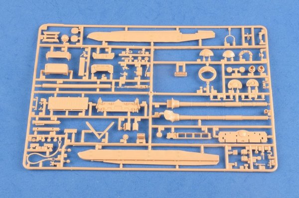 Hobby Boss 83835 GCT 155mm AU-F1 SPH Based on T-72 (1:35)