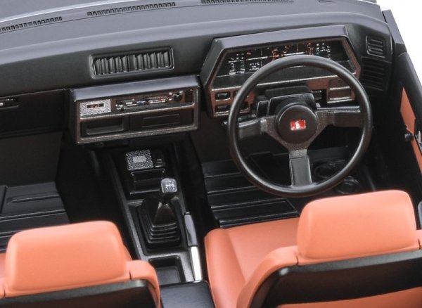 Hasegawa HC65-21165 Nissan Skyline 2000 Turbo RS (R30) Early Version (1983) 1/24