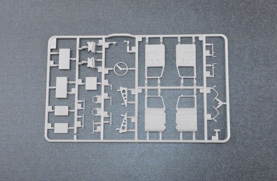 Trumpeter 01014 Russian BM-21 Grad Late Version (1:35)