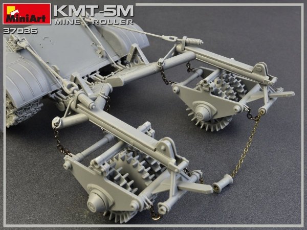 MiniArt 37036 KMT-5M MINE-ROLLER 1/35