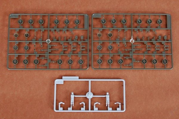 Trumpeter 07219 JAPAN TYPE90 TANK (1:72)
