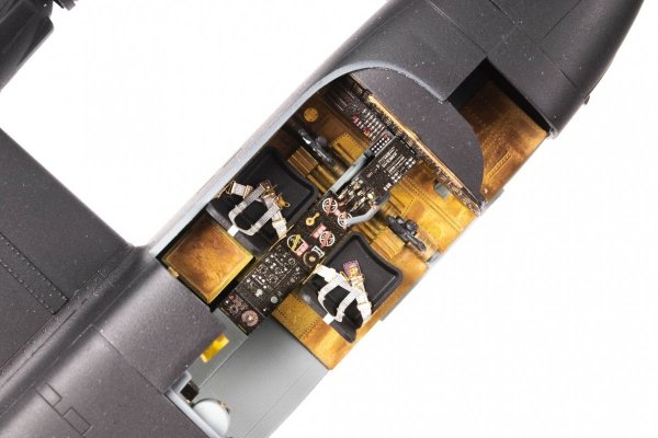 Eduard 491262 B-26K Invader ICM 1/48