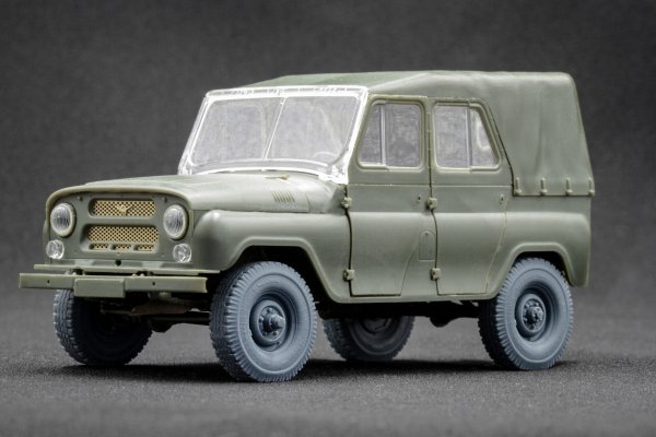 ScaleX WM 35007S UAZ 469 Sagged wheel set (for Trumpeter) 1/35