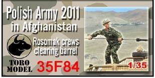 Toro 35F84 PKW Afganistan - Rosomak, czyszczenie lufy Dwie figurki wraz z kalkomanią 1/35