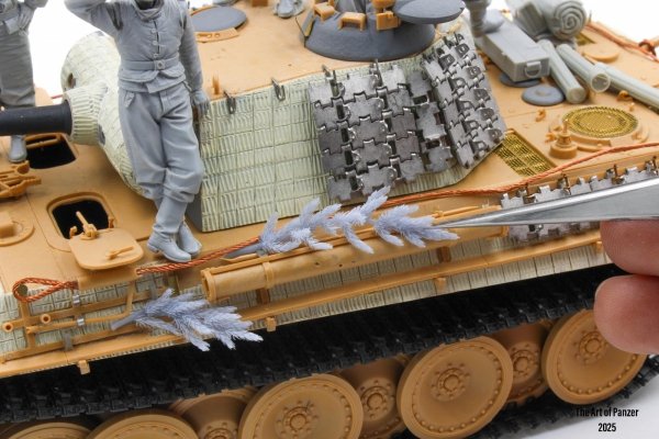 RT-Diorama 35472 Coniferous Branches - Camo Foliage 1/35