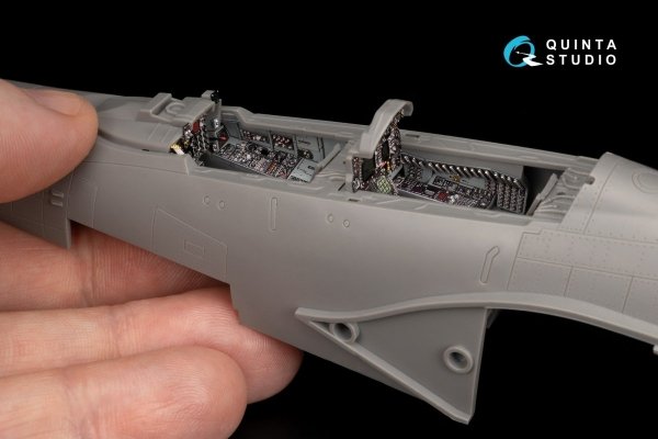 Quinta Studio QD+48342 F-4G late 3D-Printed &amp; coloured Interior on decal paper (Meng) (with 3D-printed resin parts) 1/48