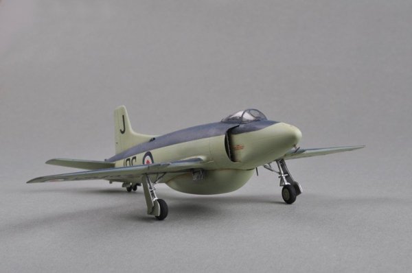 Trumpeter 02866 Supermarine Attacker F.1 Fighter  (1:48)