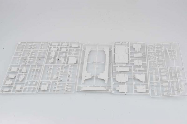 Trumpeter 04530 PLA Navy Type 052C DDG-170 LanZhou (1:350)