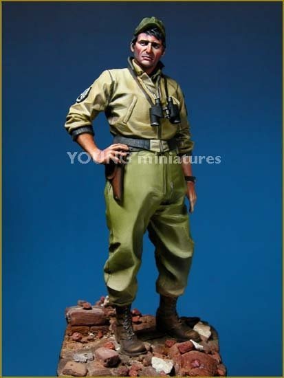 Young Miniatures YM9002 US TANK CREW WWII 90mm