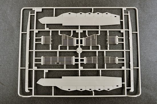 Trumpeter 09587 Russian T-80BVM MBT 1/35