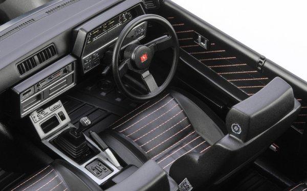 Hasegawa HC68-21168 Nissan Skyline 2000 Turbo Intercooler RS-X (R30) Late Version (1984) 1/24