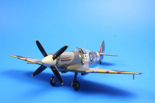 Special Hobby 48107 Supermarine Spitfire Mk.XII (1:48)