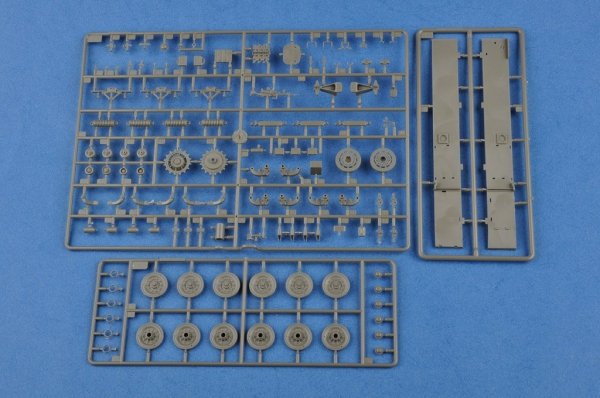 Hobby Boss 83868 IDF APC PUMA