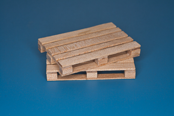 RB Model 35D30 4 x natural wood pallets self assembly kit 1/35