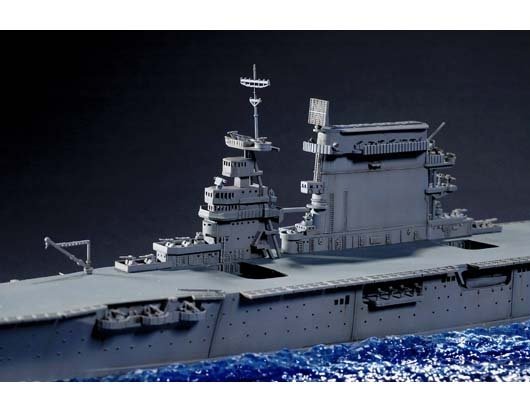 Trumpeter 05728 USS Essex CV-9 1/700