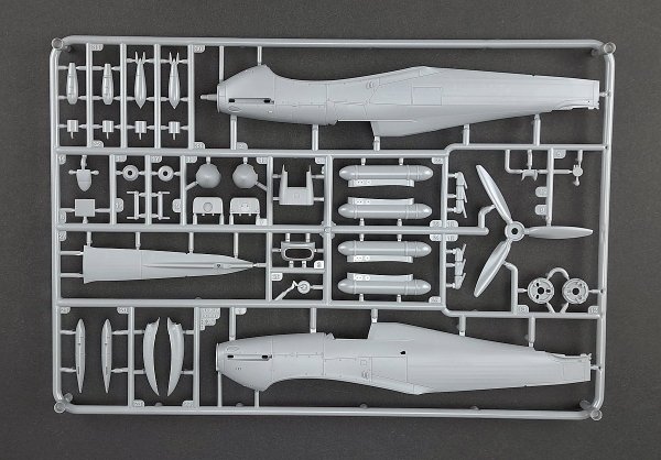 Arma Hobby 40008 Hurricane Mk IIb trop 1/48